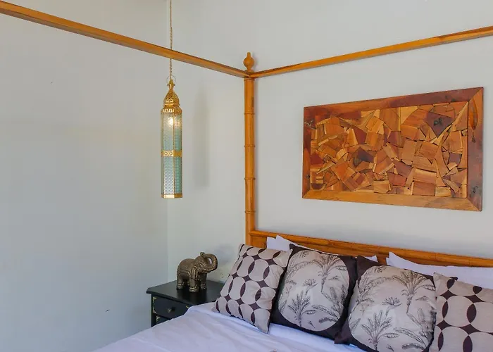 别墅 Tranquil New 1 Bedroom Hideaway With Pool In 金巴兰